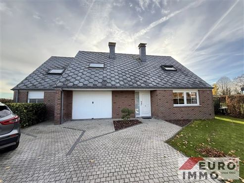 Ein Haus – zwei Wohneinheiten: Gepflegtes EFH mit separater Einliegerwohnung in grüner, ruhiger Lage und schneller Anbindung an zahlreiche Annehmlichkeiten