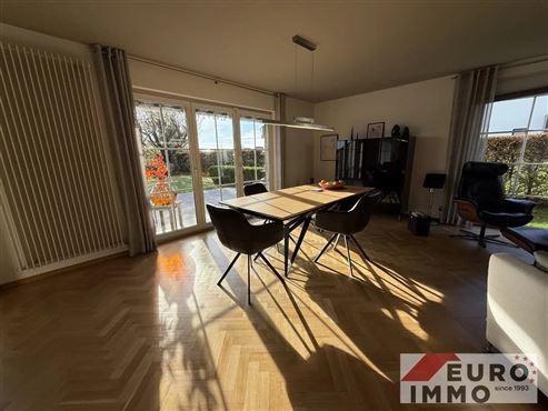 Ein Haus – zwei Wohneinheiten: Gepflegtes EFH mit separater Einliegerwohnung in grüner, ruhiger Lage und schneller Anbindung an zahlreiche Annehmlichkeiten