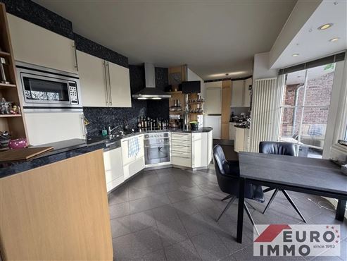 Ein Haus – zwei Wohneinheiten: Gepflegtes EFH mit separater Einliegerwohnung in grüner, ruhiger Lage und schneller Anbindung an zahlreiche Annehmlichkeiten