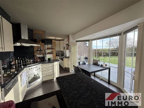 Ein Haus – zwei Wohneinheiten: Gepflegtes EFH mit separater Einliegerwohnung in grüner, ruhiger Lage und schneller Anbindung an zahlreiche Annehmlichkeiten