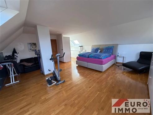 Ein Haus – zwei Wohneinheiten: Gepflegtes EFH mit separater Einliegerwohnung in grüner, ruhiger Lage und schneller Anbindung an zahlreiche Annehmlichkeiten