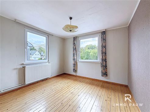 Ihr neues Zuhause mit Garten - Zentrumsnahes Wohnhaus in Sankt Vith zu verkaufen!