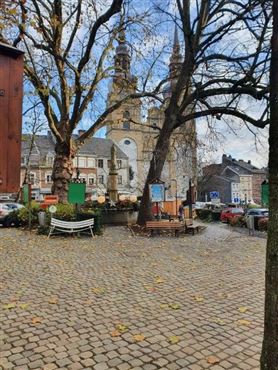 Stylische Neubauwohnung im Herzen von Eupen – ideal für alle, die kurze Wege lieben.