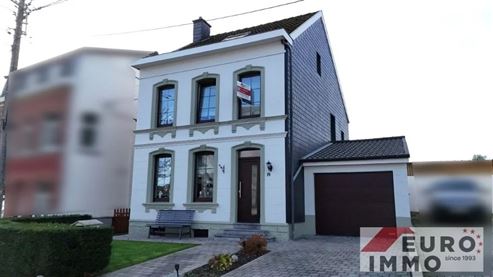 Ein kleines Juwel im Herzen von Membach: Charme und Authentizität in idealer Lage, die dörfliche Ruhe, Natur und hervorragende Erreichbarkeit vereint