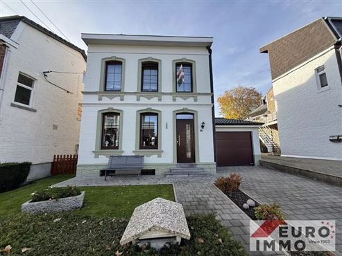 Ein kleines Juwel im Herzen von Membach: Charme und Authentizität in idealer Lage, die dörfliche Ruhe, Natur und hervorragende Erreichbarkeit vereint