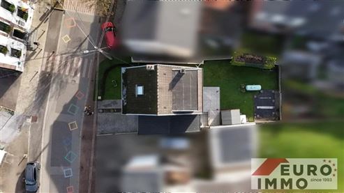 Ein kleines Juwel im Herzen von Membach: Charme und Authentizität in idealer Lage, die dörfliche Ruhe, Natur und hervorragende Erreichbarkeit vereint