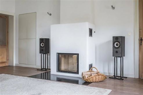 Authentisch restauriertes, exklusives Herrenhaus in historischer Hofanlage – mit Stallungen und Ausbaupotenzial