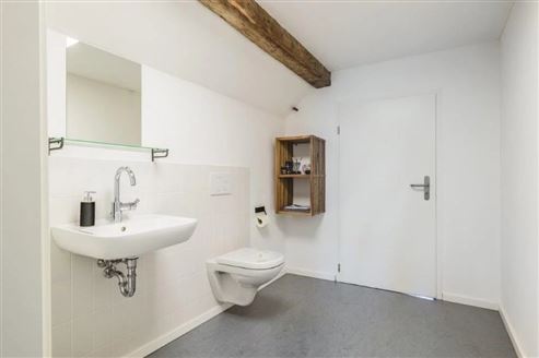 Authentisch restauriertes, exklusives Herrenhaus in historischer Hofanlage – mit Stallungen und Ausbaupotenzial