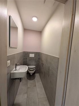 Zeitgemäßes Wohnen mit Komfort und optimaler Urbananbindung – mit Terrasse, Fernblick und Tiefgaragenstellplatz