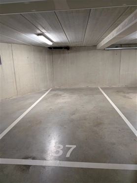 Zeitgemäßes Wohnen mit Komfort und optimaler Urbananbindung – mit Terrasse, Fernblick und Tiefgaragenstellplatz