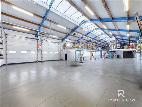 OPTION: Attraktive Gewerbehalle in Büllingen – vielseitig nutzbar und gut gelegen