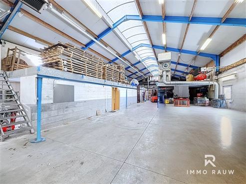 OPTION: Attraktive Gewerbehalle in Büllingen – vielseitig nutzbar und gut gelegen