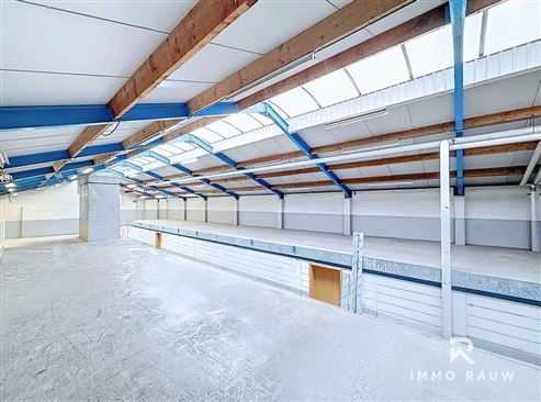 OPTION: Attraktive Gewerbehalle in Büllingen – vielseitig nutzbar und gut gelegen
