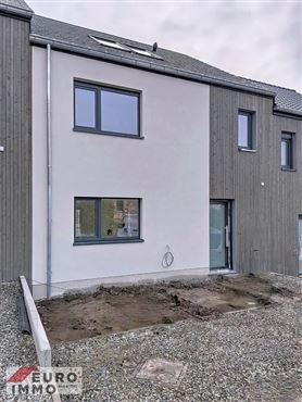 Wohnen zwischen Wald & Grenze – Nachhaltiges, modernes Reihenhaus (Erstbezug) mit Photovoltaik, Einbauküche und ausgebautem Dachgeschoss ! Ideal für Familien & Grenzpendler !