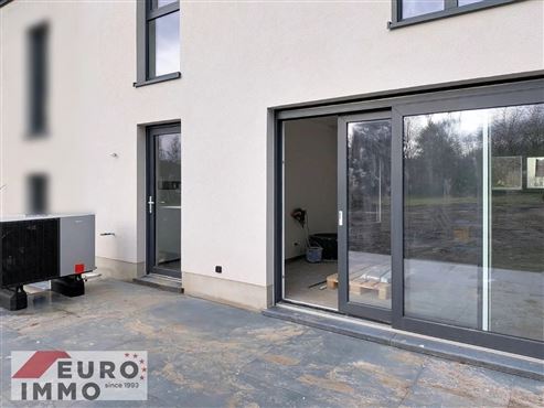 Wohnen zwischen Wald & Grenze – Nachhaltiges, modernes Reihenhaus (Erstbezug) mit Photovoltaik, Einbauküche und ausgebautem Dachgeschoss ! Ideal für Familien & Grenzpendler !