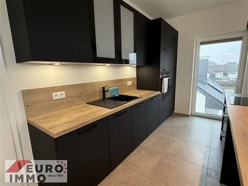 Natur und Mobilität im Einklang – komfortable Dachgeschosswohnung mit modernem, warmem Wohngefühl und optimaler Grenzanbindung an Luxemburg