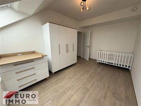 Natur und Mobilität im Einklang – komfortable Dachgeschosswohnung mit modernem, warmem Wohngefühl und optimaler Grenzanbindung an Luxemburg