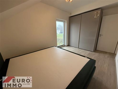 Natur und Mobilität im Einklang – komfortable Dachgeschosswohnung mit modernem, warmem Wohngefühl und optimaler Grenzanbindung an Luxemburg