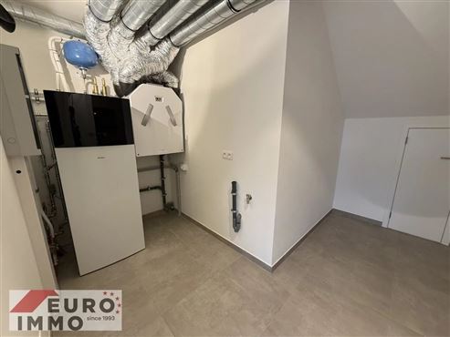 Natur und Mobilität im Einklang – komfortable Dachgeschosswohnung mit modernem, warmem Wohngefühl und optimaler Grenzanbindung an Luxemburg