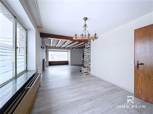 Großzügiges Einfamilienhaus mit Garten in Hinderhausen!
