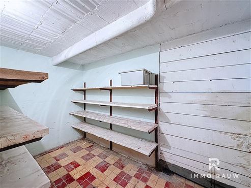 Großzügiges Einfamilienhaus mit Garten in Hinderhausen!