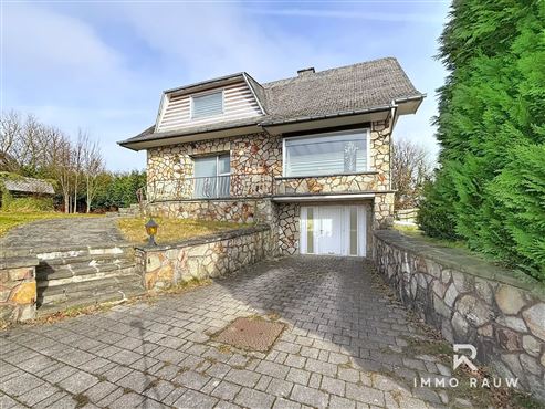 Großzügiges Einfamilienhaus mit Garten in Hinderhausen!