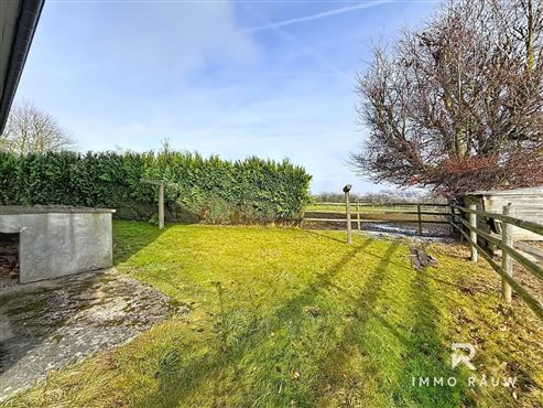 Großzügiges Einfamilienhaus mit Garten in Hinderhausen!