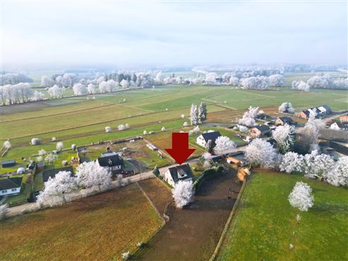 Großzügiges Einfamilienhaus mit Garten in Hinderhausen!