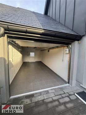 Einziehen & wohlfühlen: Vollständig renoviertes und modernisiertes Einfamilienhaus in idealer Grenzlage