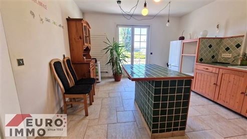 Außergewöhnliche Adresse als Haupt- oder Zweitwohnsitz: prestigeträchtiges Duplex mit Charme, Gemeinschaftspool und großer Terrasse in privilegierter Naturlage im Herzen des französischen Jura