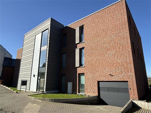 Tiefgaragenstellplatz in neuwertiger Residenz in Kettenis zu vermieten