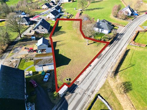 Weitläufiges Grundstück mit tollem Weitblick in Meyerode zu verkaufen!