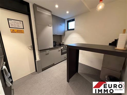 Polyvalentes Industriegebäude mit Büros, Lager/Werkstatt im Herzen des East Belgium Park – Strategische Sichtbarkeit und optimale Erreichbarkeit