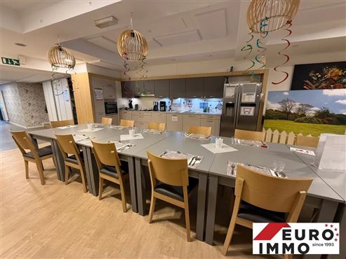 Mittendrin im Geschehen – Moderne, vollständig renovierte Gewerbefläche mit zwei Haupteingängen im Herzen von Eupen