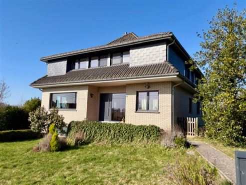 Geräumige Villa - GEMMENICH