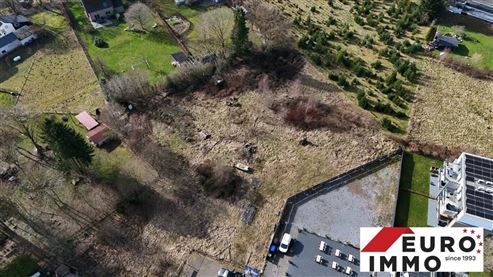 Großflächiges Baugrundstück mit flexiblen Bebauungsmöglichkeiten an der deutsch-belgischen Grenze – Attraktive Wohnlage mit ländlichem Charakter