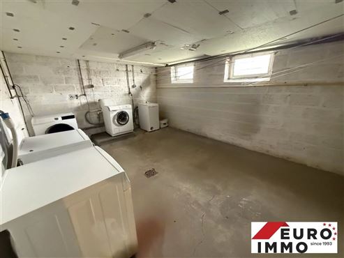 Ideales Investitionsobjekt oder für die Eigennutzung : Etagenwohnung mit Balkon und Garage in ruhiger und grüner Grenzlage