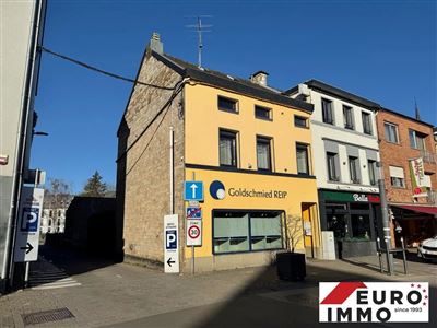 Wohn- und Geschäftshaus mit zwei Wohneinheiten und zwei Privatparkplätzen und kleiner Grünfläche in zentraler Lage von Eupen - 4700 Eupen, Belgien 