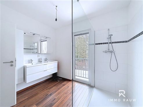 Aantrekkelijk appartement met beschutte buitenruimte te koop in Büllingen!