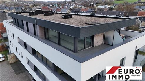 Penthouse exclusif & élégant au cœur de Malmedy – confort moderne, terrasse panoramique et parking intérieur