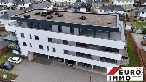 Penthouse exclusif & élégant au cœur de Malmedy – confort moderne, terrasse panoramique et parking intérieur