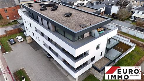 Penthouse exclusif & élégant au cœur de Malmedy – confort moderne, terrasse panoramique et parking intérieur