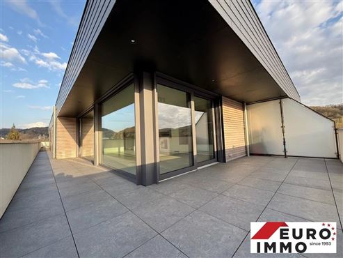 Penthouse exclusif & élégant au cœur de Malmedy – confort moderne, terrasse panoramique et parking intérieur