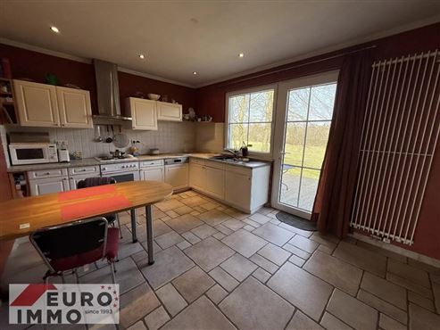 Charmanter, äußerst gepflegter Bungalow in idyllischer Grünlage mit Panoramablick – stadtnah und optional mit 6.769 m² Grünland