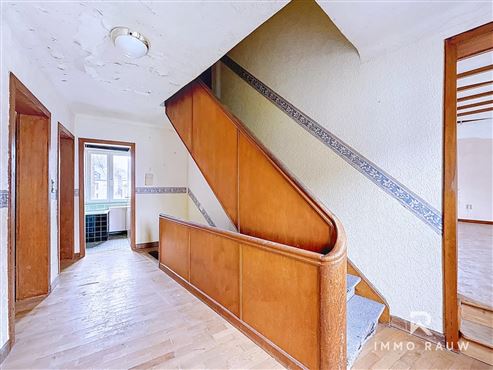 OPTION: Zentral gelegen & vielseitig nutzbar – Immobilie mit Charakter in Burg-Reuland