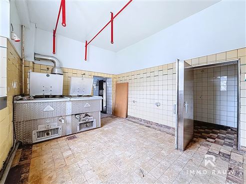 OPTION: Besondere Immobilienkombination mit großem Entwicklungspotenzial im Herzen von Burg-Reuland!