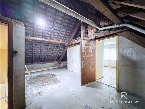 OPTION: Besondere Immobilienkombination mit großem Entwicklungspotenzial im Herzen von Burg-Reuland!