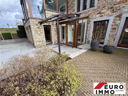 Exklusivität & Luxus an der Grenze in ruhigem und naturnahem Umfeld – Ein-Schlafzimmer-Wohnung mit Sauna, Terrasse und hochwertiger Einbauküche