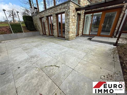 Exklusivität & Luxus an der Grenze in ruhigem und naturnahem Umfeld – Ein-Schlafzimmer-Wohnung mit Sauna, Terrasse und hochwertiger Einbauküche