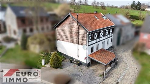 Doppelter authentischer Charme:  Typisches Fachwerk-Landhaus in der begehrten Ortschaft Membach